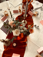 Charger l&#39;image dans la galerie, Chemins de table en gaze de coton ~ coloris divers
